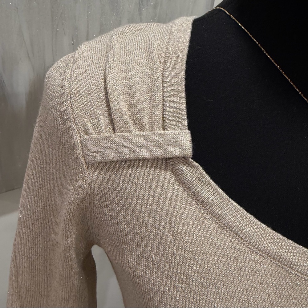 WHBM Women's Metallic Gold Shimmer Sweetheart Neck 3/4 Sleeve Knit Top Size S - Picture 3 of 6